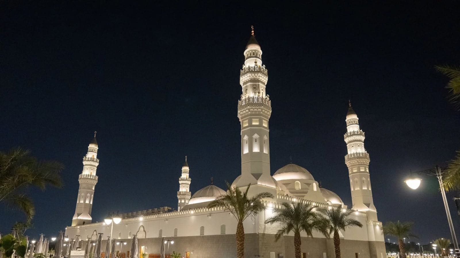 Masjid Qubāʾ in the southern neighborhoods.