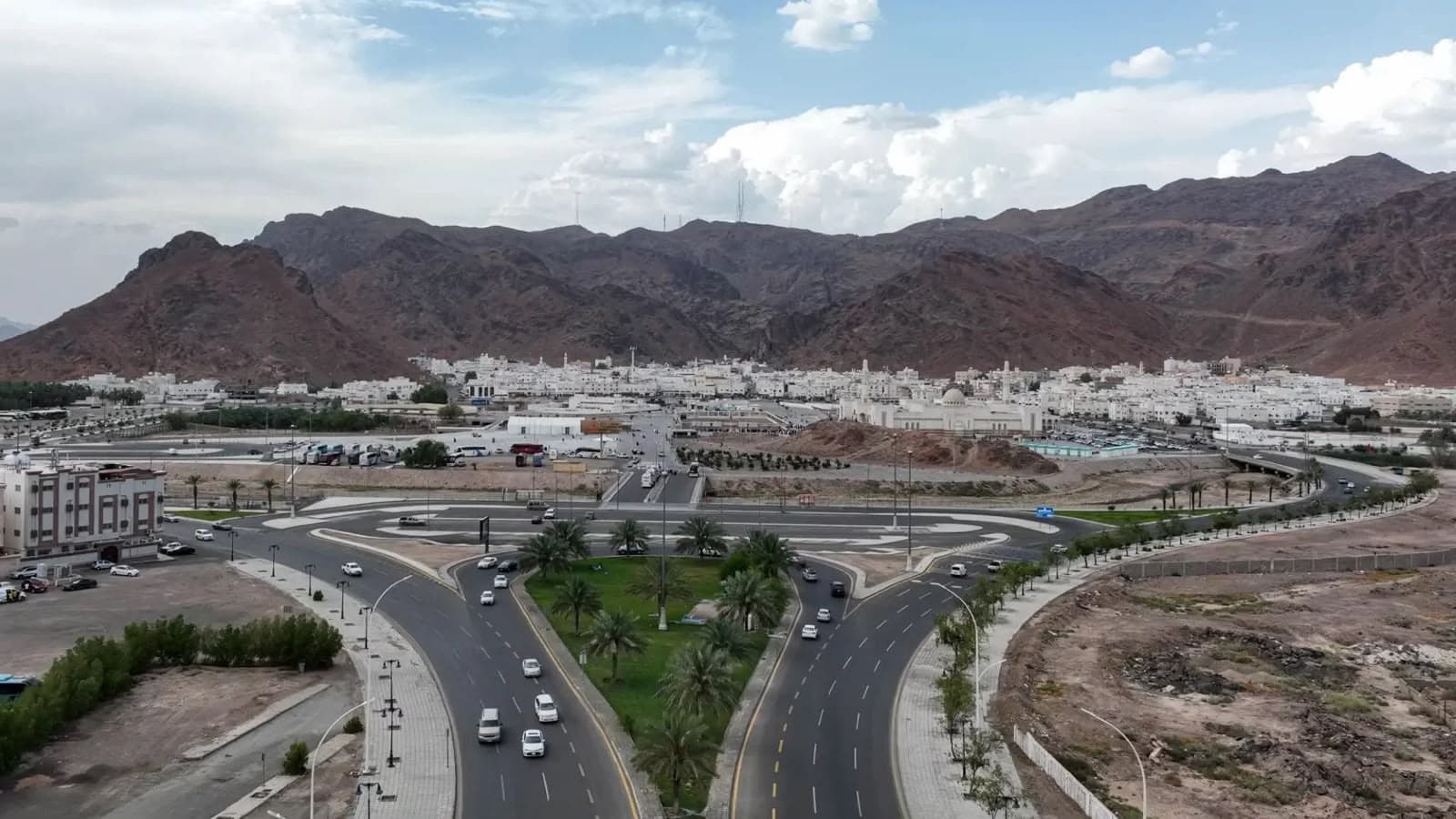 Mount Uḥud to the north of the city.
